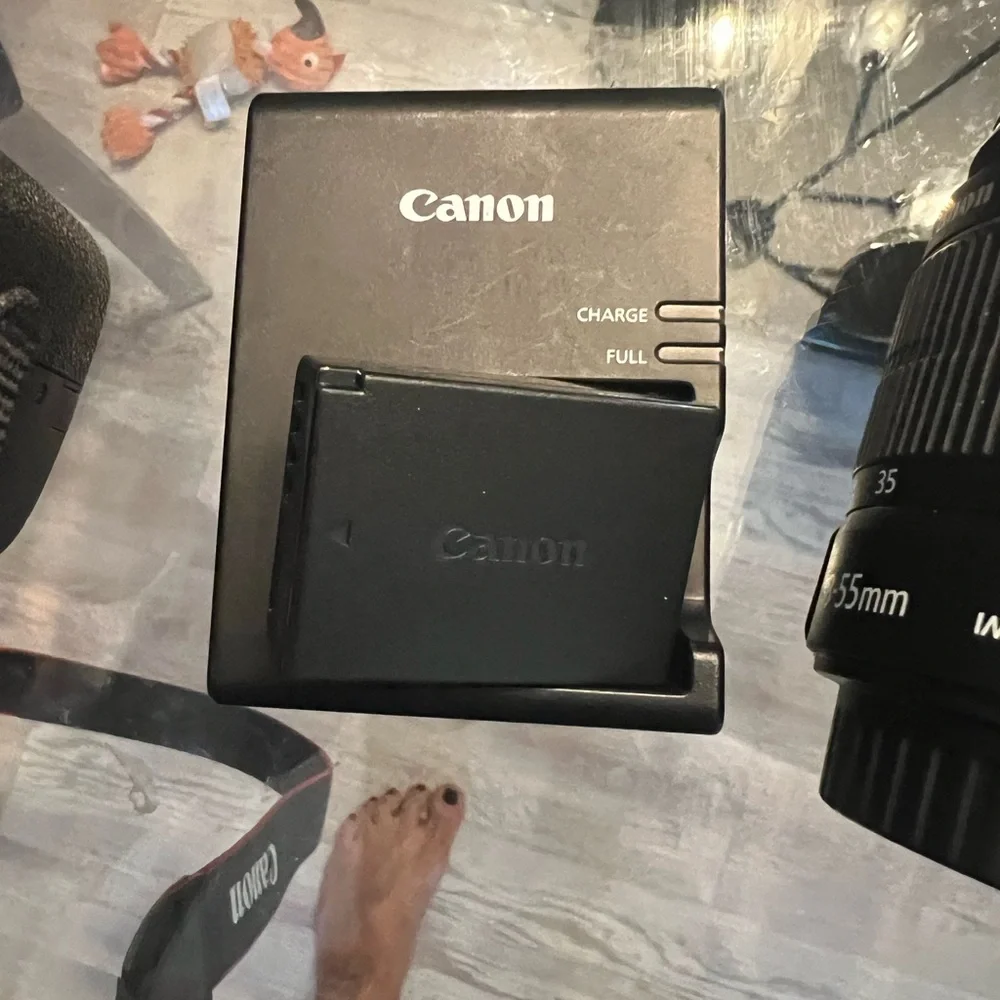 Canon EOS Rebel T5 DSLR Camera